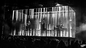 GLP unterstützt holografische Box von FragmentNine für Alt-J-UK-Tour