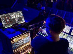 Marc Carolan lightens his load with Fourier Audio’s Transform.Engine on Snow Patrol tour