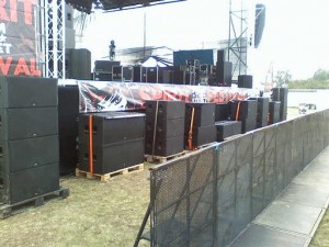 Aktives Line Array System von D.A.S. Audio beim “Spirit From The Street”-Festival