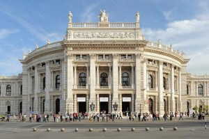 Neue Lichttechnik von ETC am Wiener Burgtheater