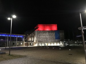 Anolis Divine beleuchten Bühnenturm der Stadthalle Tuttlingen