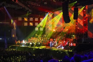 Ambion setzt Philips-Beams und MDG-Nebel bei „Pop Meets Classic“ ein