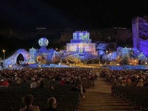 „Turandot“ im Steinbruch Sankt Margarethen mit AV Stumpfl Pixera inszeniert