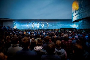 Media in Res inszeniert „Audi Late Light Show“