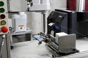 Epson weitet Hybridstand-Konzept auf den Fachbereich Business Systems aus