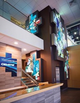 Neues Digital Signage Display im Christie-Foyer gewinnt DSE Apex Award in Silber