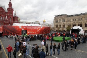 DLP Motive stellt erneut Veranstaltungstechnik für die Ausstellung der UEFA Champions League Trophy Tour