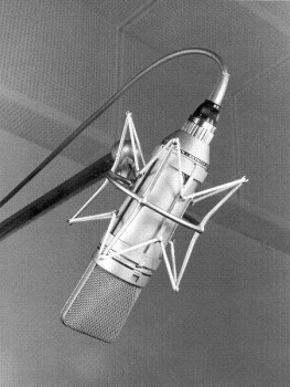 Neumann U 67 in TECnology Hall of Fame aufgenommen