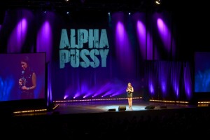 Carolin Kebekus: Alpha Pussy Tour 2016