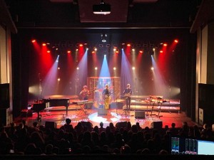 Chauvet fixtures used at Les Petits Chanteurs de Laval show