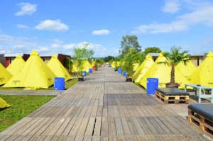 EPS stattet Openair Frauenfeld mit Flexotels und Zelten aus