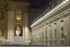 Osram realisiert neues Lichtkonzept auf dem Petersplatz