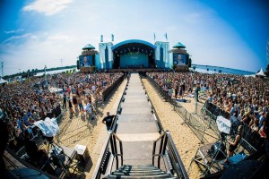 Faber Audiovisuals liefert LED-Screens für Beachfestival