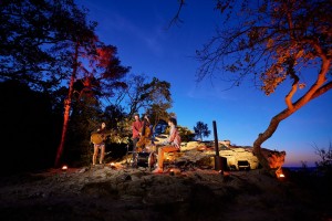 Humblo geben Waldkonzerte Akku-Lichttechnik von Cameo