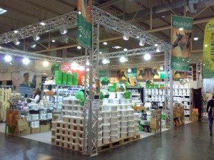 Gemco beleuchtet Masterhorse Messestand in Essen 