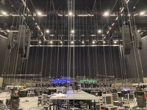 BG Event selects Martin Audio MLA for arena shows in Budapest