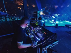 Antonis Remos tours with equipment from DiGiCo and Klang