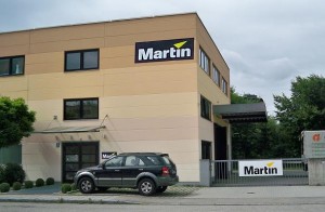 Martin Professional: Umzug