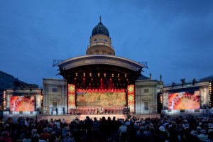 Stageco-Bogendach für Galakonzert am Gendarmenmarkt