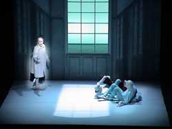 Berliner Ensemble spielt Leonce und Lena